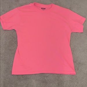 pink GILDAN tee children